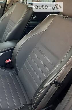 Лифтбек Renault Laguna 2011 в 