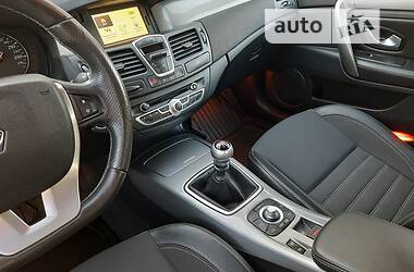 Лифтбек Renault Laguna 2011 в 