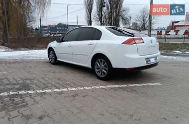 Ліфтбек Renault Laguna 2014 в Житомирі