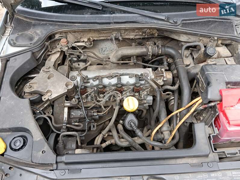 Универсал Renault Laguna 2002 в Хмельницком