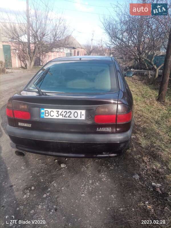 Лифтбек Renault Laguna 1995 в Никополе