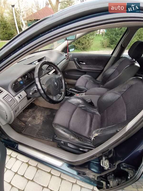Универсал Renault Laguna 2003 в Львове