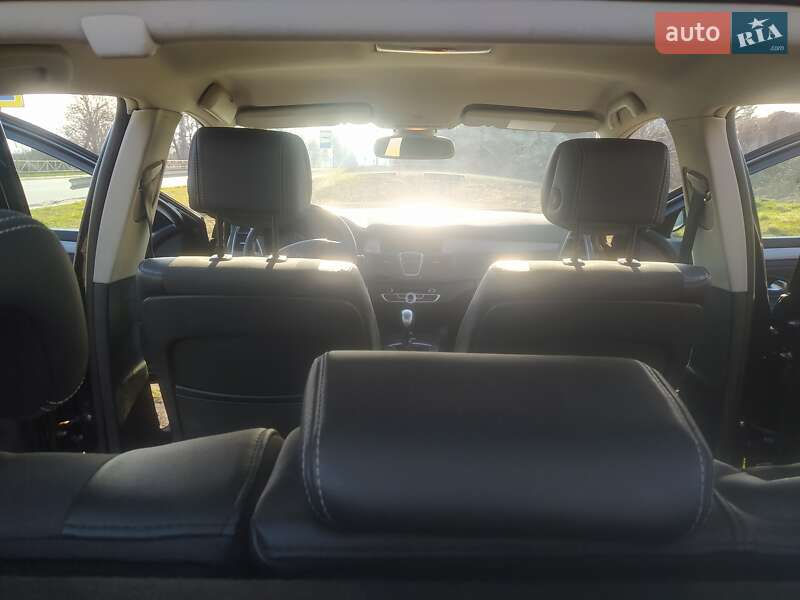 Лифтбек Renault Laguna 2012 в Каменец-Подольском