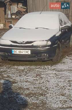 Лифтбек Renault Laguna 1996 в Яворове