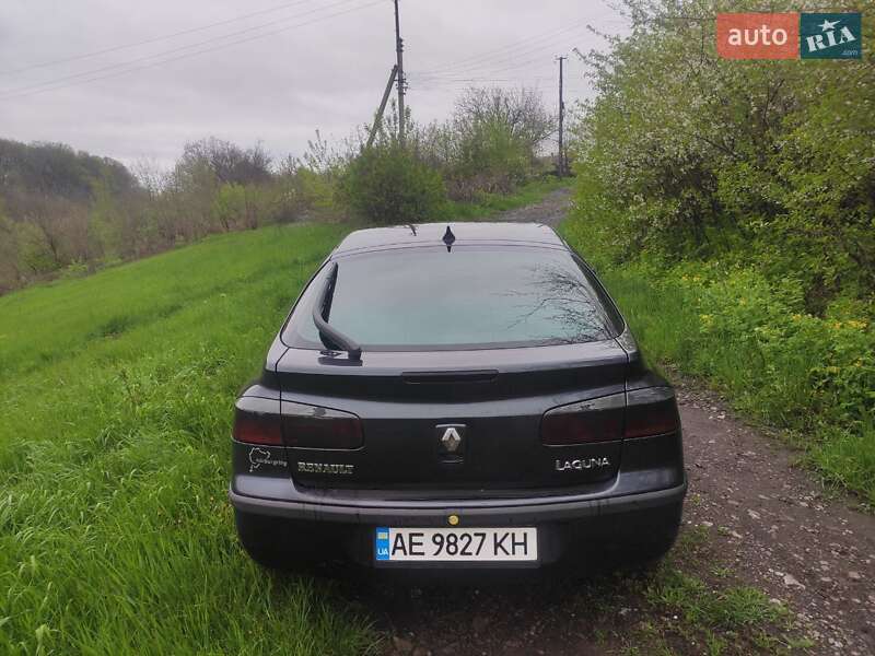 Лифтбек Renault Laguna 2002 в Верхнеднепровске