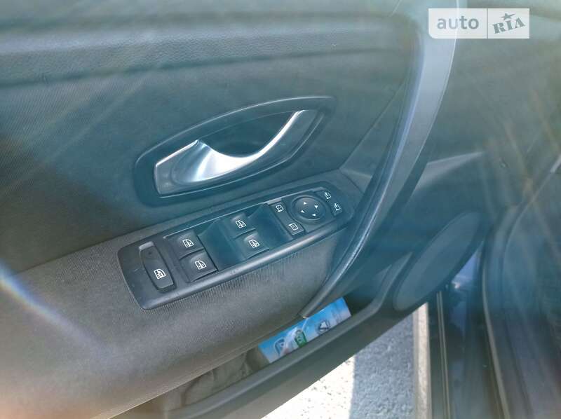 Лифтбек Renault Laguna 2009 в Стрые