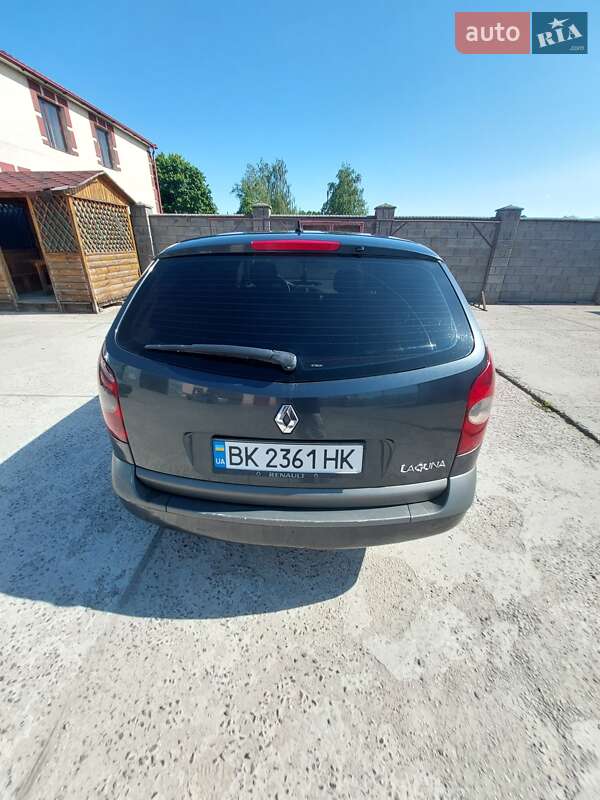 Універсал Renault Laguna 2002 в Сарнах