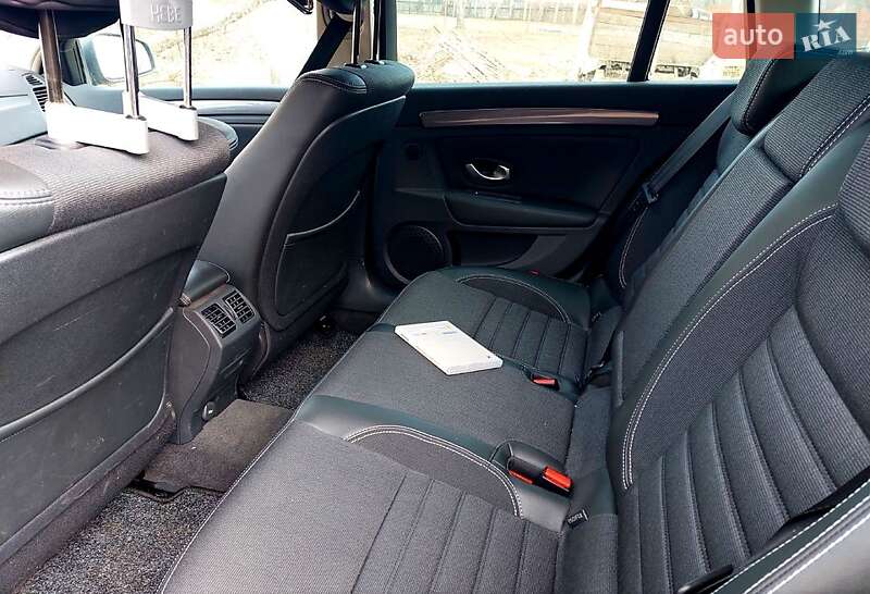 Універсал Renault Laguna 2010 в Рівному фото 5 Універсал Renault Laguna 2010 в Рівному