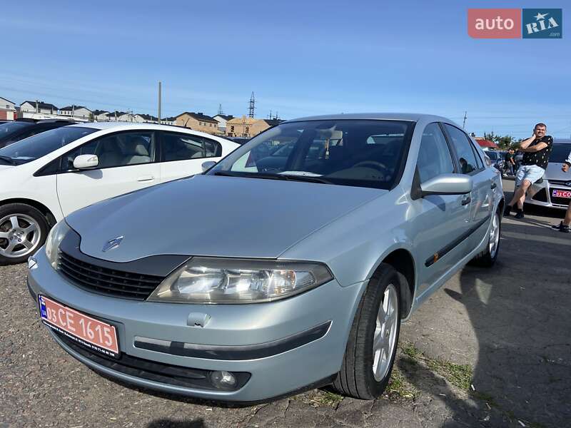 Лифтбек Renault Laguna 2001 в Ровно