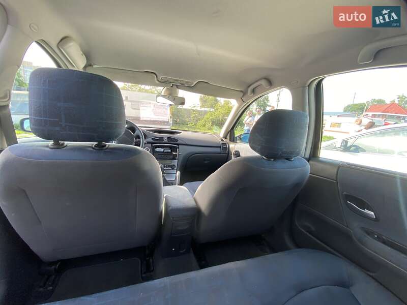 Лифтбек Renault Laguna 2001 в Ровно
