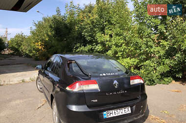 Лифтбек Renault Laguna 2008 в 
