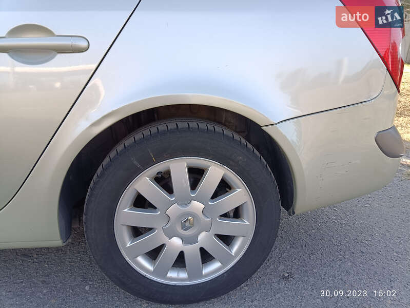 Универсал Renault Laguna 2002 в Ужгороде фото 11 Универсал Renault Laguna 2002 в Ужгороде