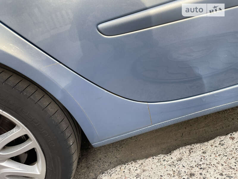 Лифтбек Renault Laguna 2005 в Черкассах