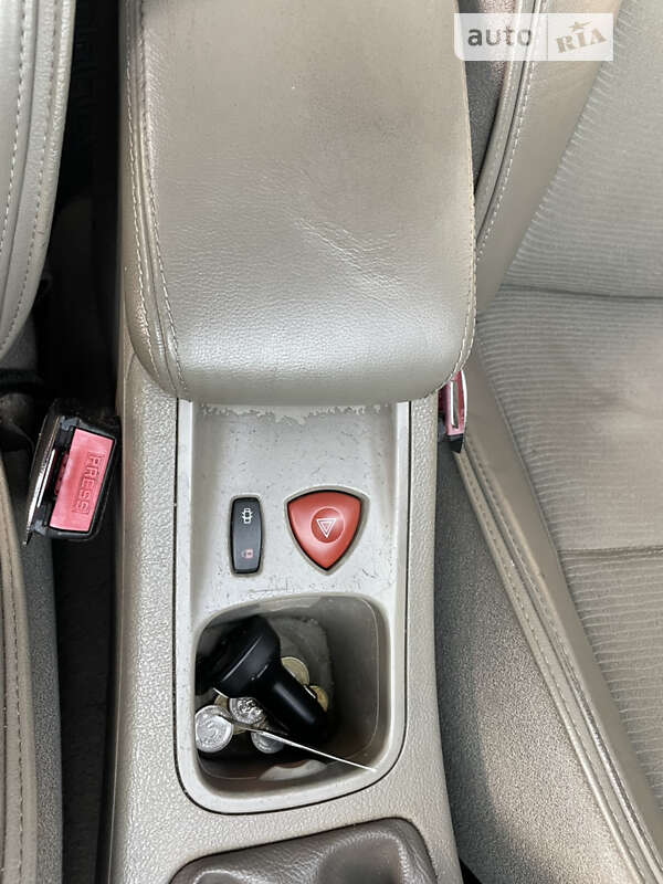 Лифтбек Renault Laguna 2005 в Черкассах