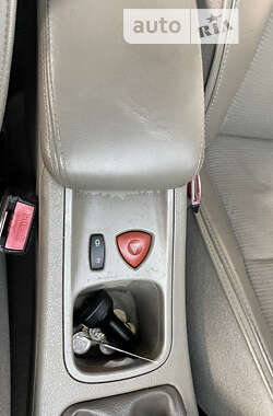 Лифтбек Renault Laguna 2005 в 