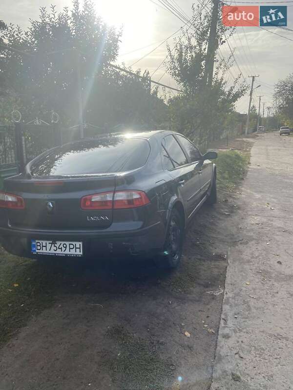 Лифтбек Renault Laguna 2004 в Одессе