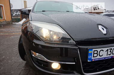 Лифтбек Renault Laguna 2011 в Самборе