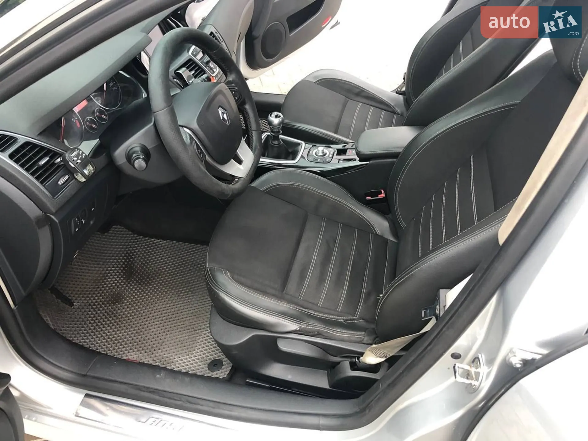 2012 Renault Laguna - мініатюра 21