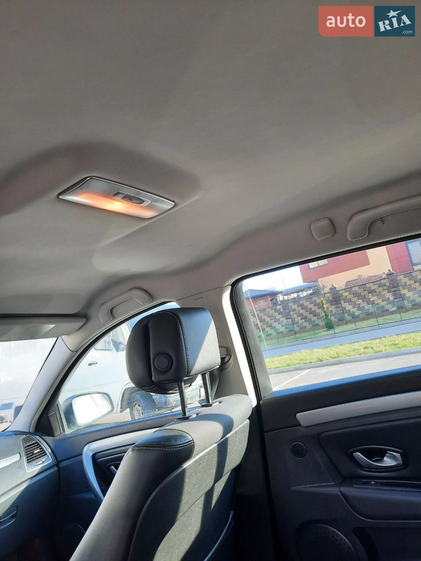 2011 Renault Laguna - мініатюра 17