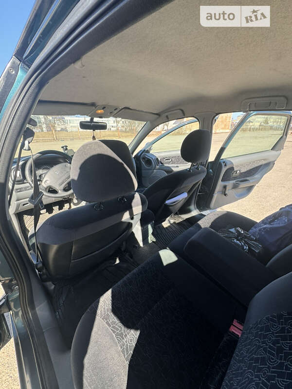 Ліфтбек Renault Laguna 1998 в Чернігові