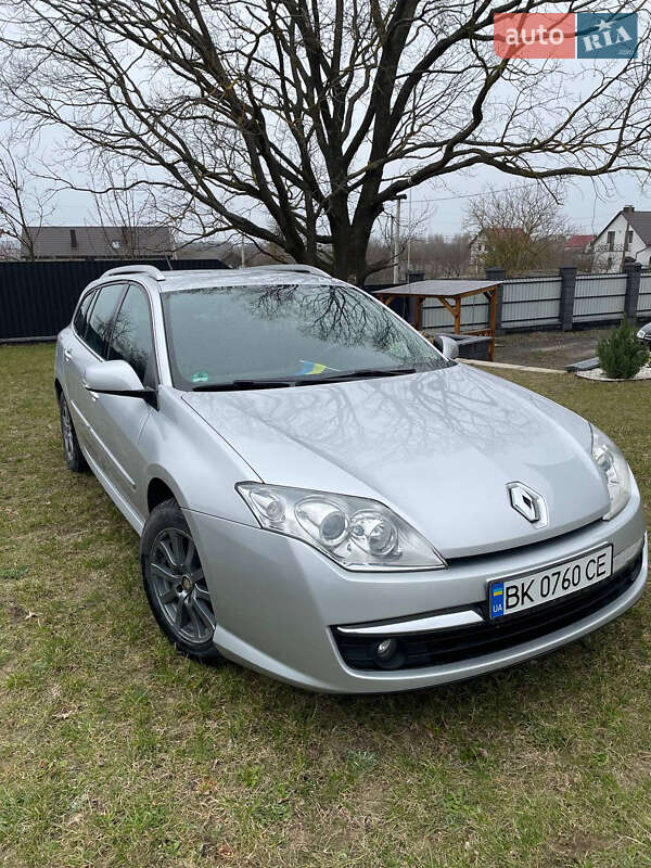 Универсал Renault Laguna 2010 в Костополе