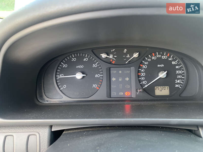 Ліфтбек Renault Laguna 2003 в Жмеринці