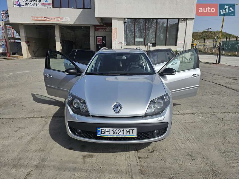 Універсал Renault Laguna 2011 в Рені