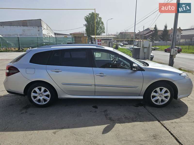 Універсал Renault Laguna 2011 в Рені