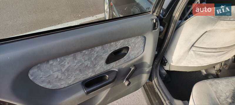 Универсал Renault Laguna 1997 в Волочиске