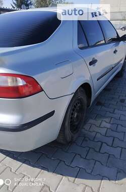 Лифтбек Renault Laguna 2001 в Староконстантинове