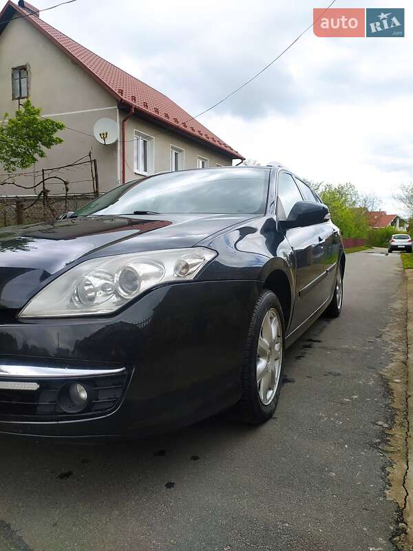 Универсал Renault Laguna 2009 в Калуше