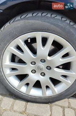 Лифтбек Renault Laguna 2005 в 