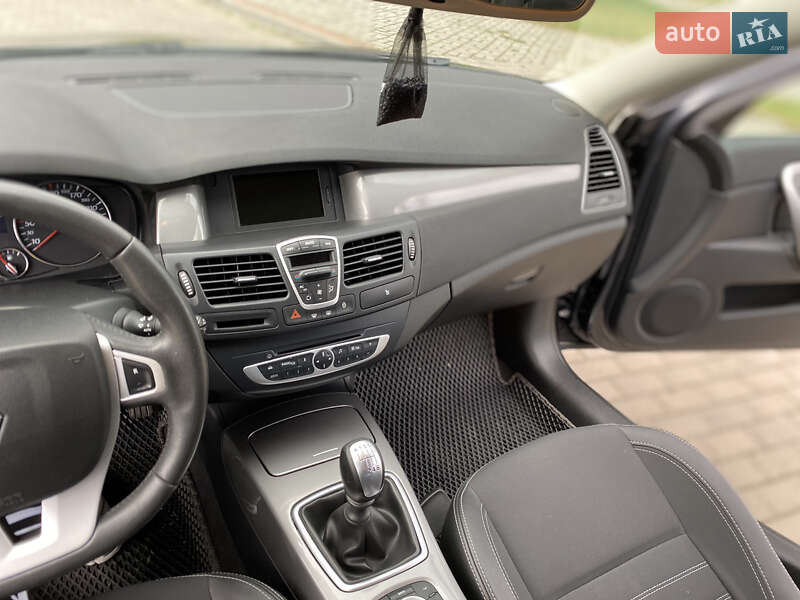 Універсал Renault Laguna 2011 в Каневі