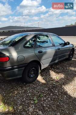 Лифтбек Renault Laguna 1997 в Броварах