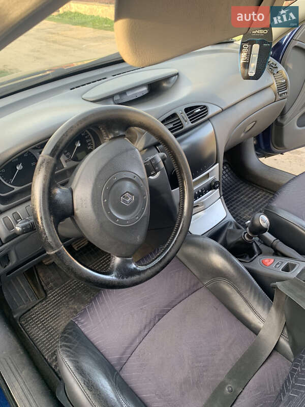 Универсал Renault Laguna 2002 в 