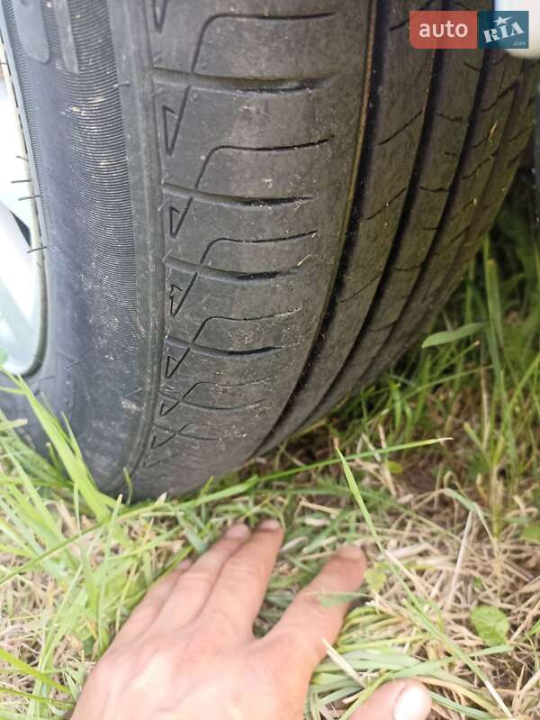 Універсал Renault Laguna 2001 в Ічні