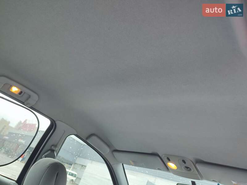 Лифтбек Renault Laguna 2000 в Киеве фото 5 Лифтбек Renault Laguna 2000 в Киеве