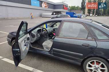 Ліфтбек Renault Laguna 2000 в 