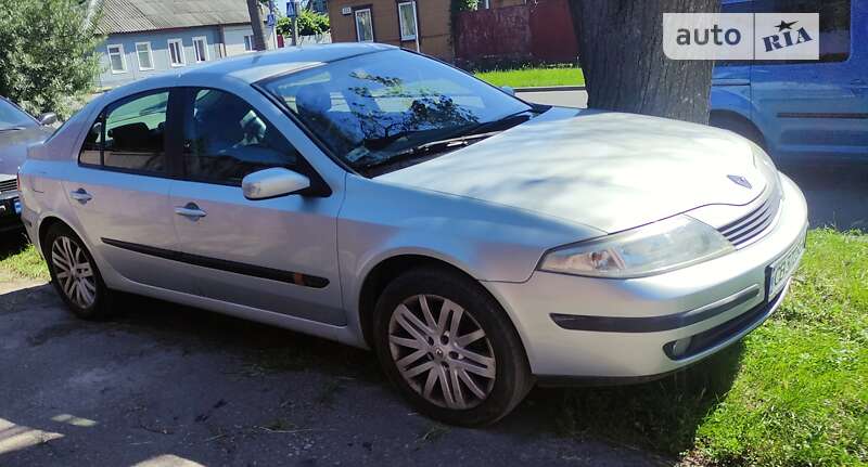 Ліфтбек Renault Laguna 2002 в Чернігові