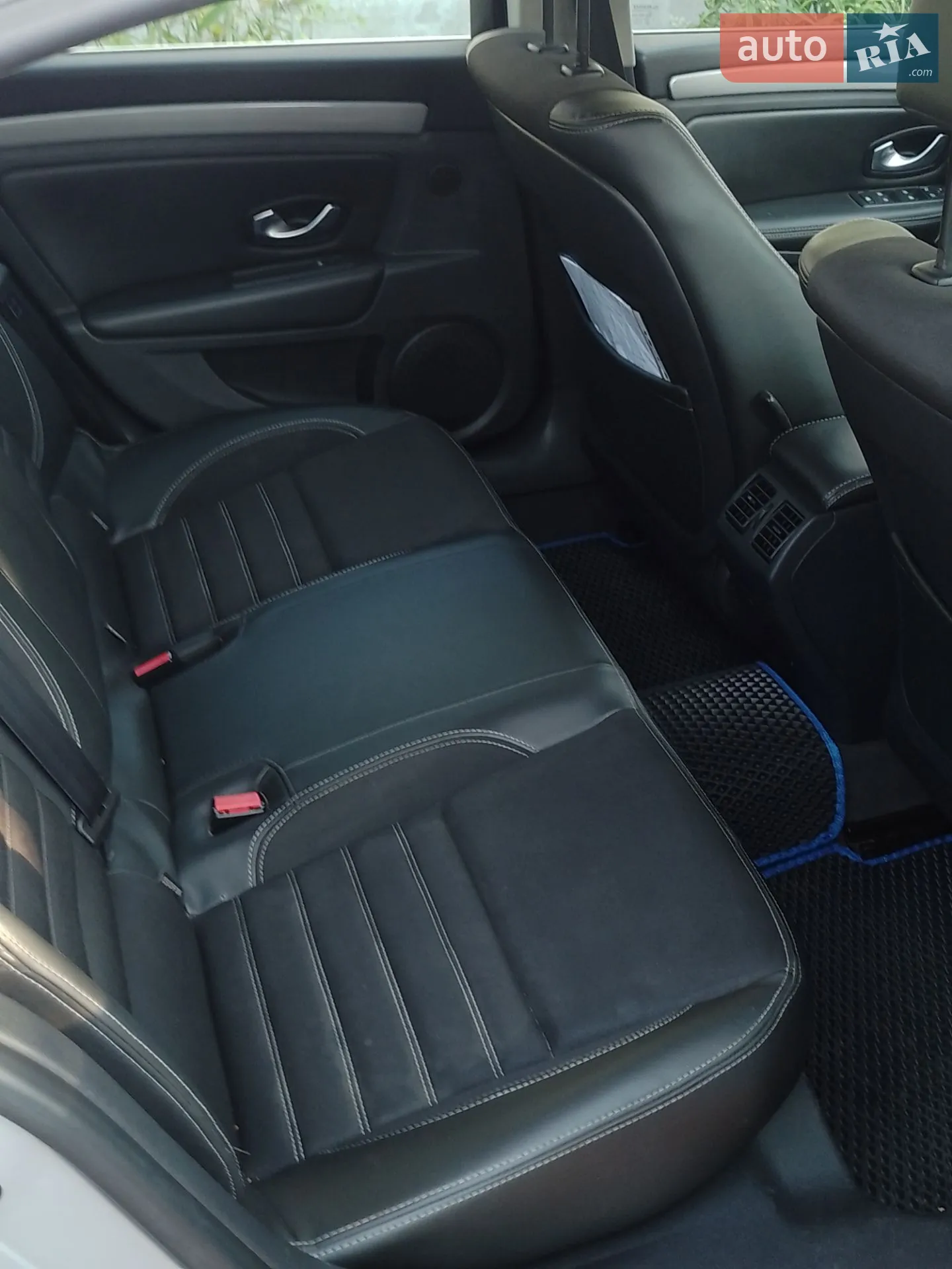2012 Renault Laguna - мініатюра 10