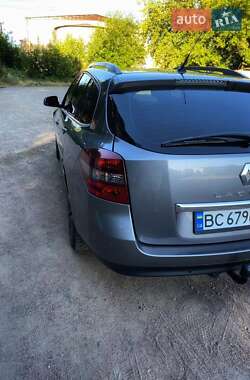 Універсал Renault Laguna 2011 в 