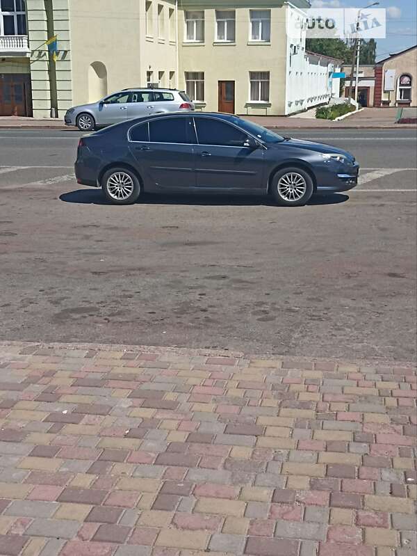 Лифтбек Renault Laguna 2011 в Овруче