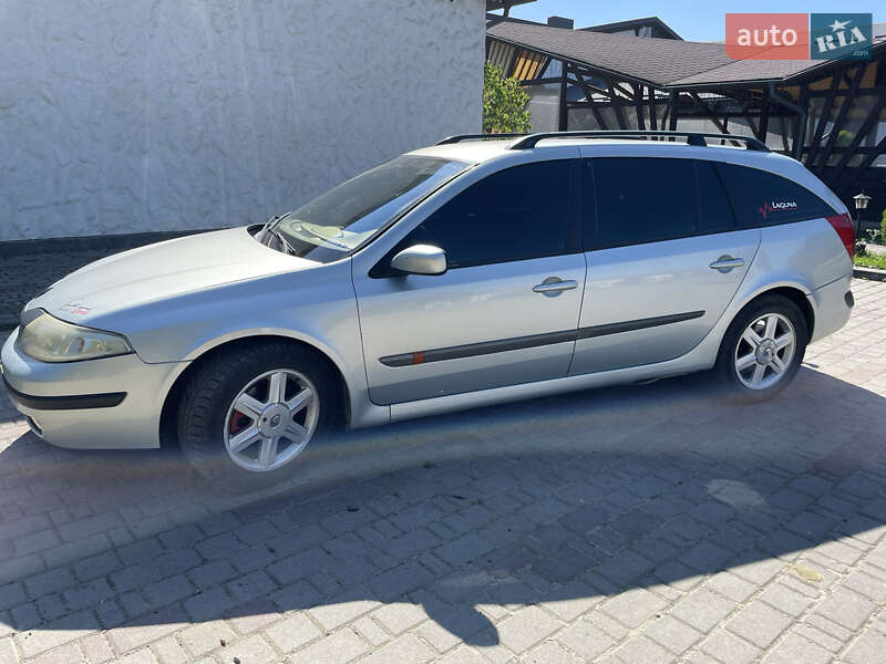 Универсал Renault Laguna 2002 в Косове