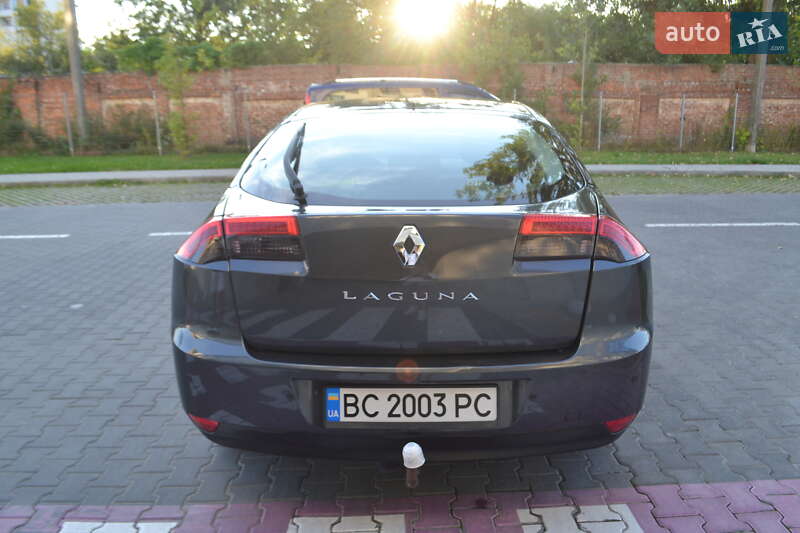 Лифтбек Renault Laguna 2008 в Львове