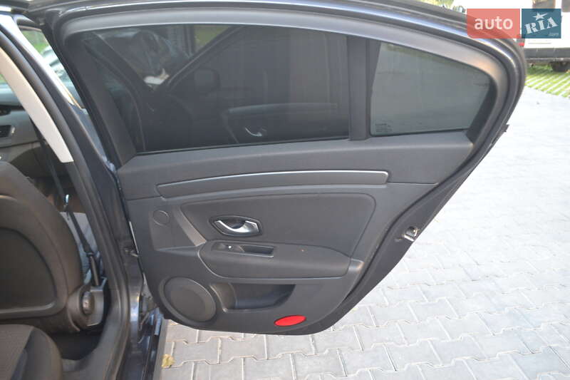 Лифтбек Renault Laguna 2008 в Львове