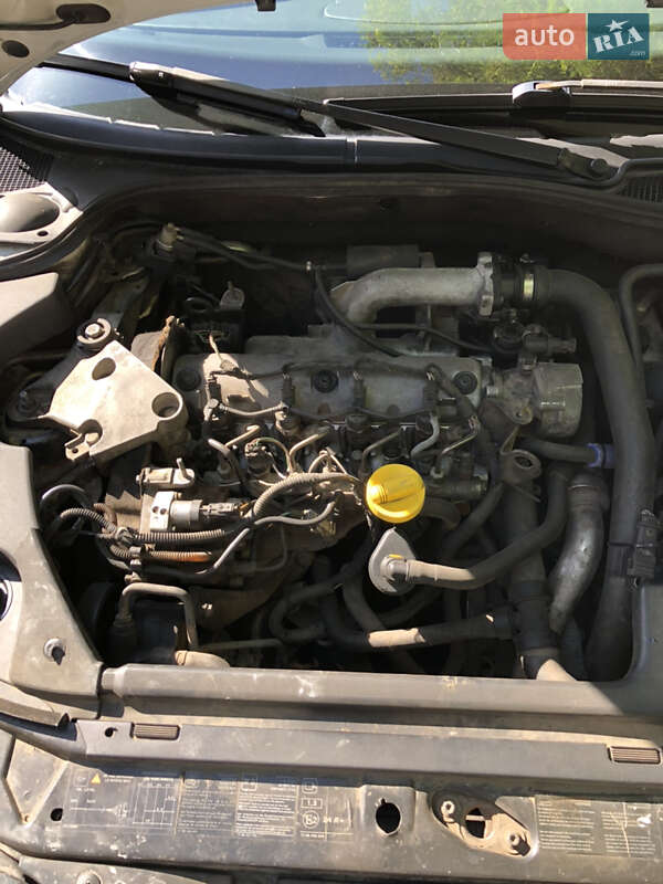 Универсал Renault Laguna 2004 в Одессе фото 13 Универсал Renault Laguna 2004 в Одессе