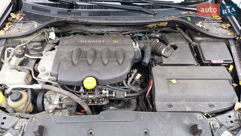Лифтбек Renault Laguna 2009 в Тернополе