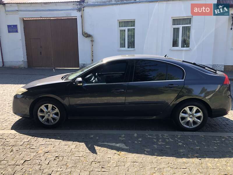 Ліфтбек Renault Laguna 2008 в Луцьку