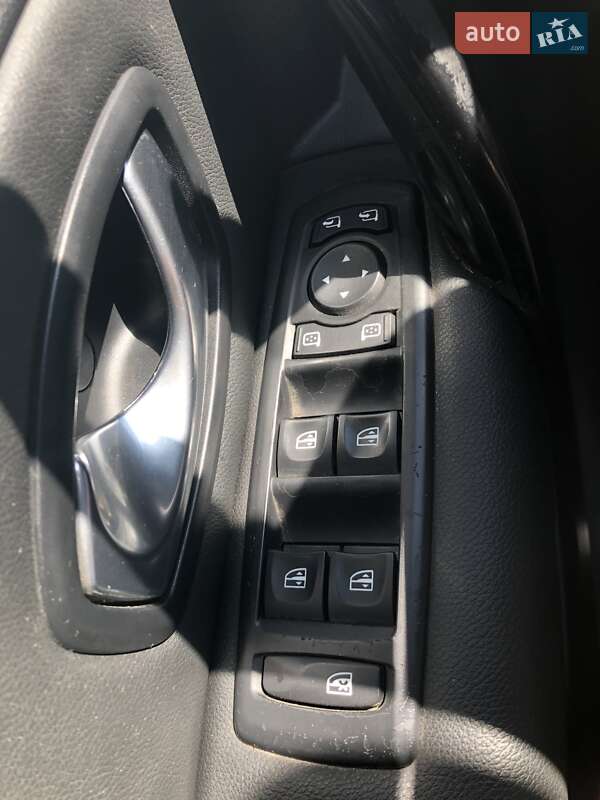 Ліфтбек Renault Laguna 2008 в Луцьку