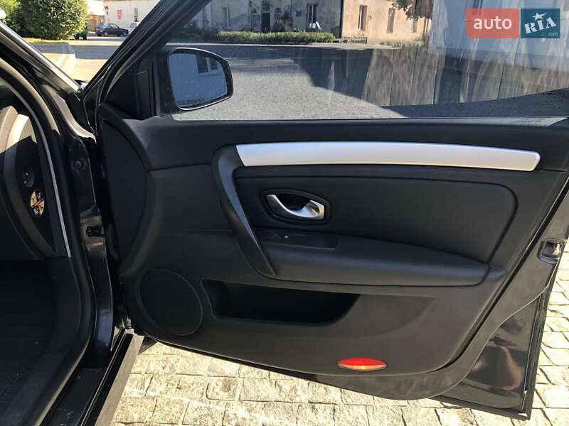 Ліфтбек Renault Laguna 2008 в Луцьку